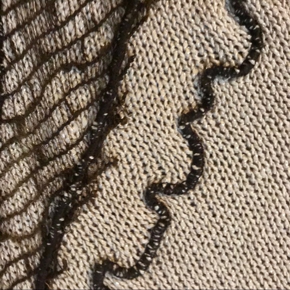 Valentine Brown Sweater - Picture 3 of 7